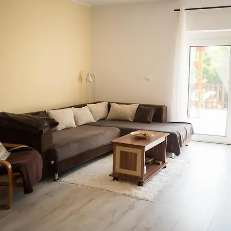 Apartament Sunny Garden *