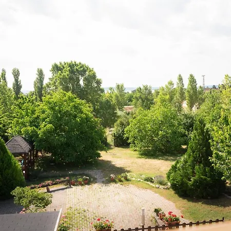 דירה Sunny Garden *
